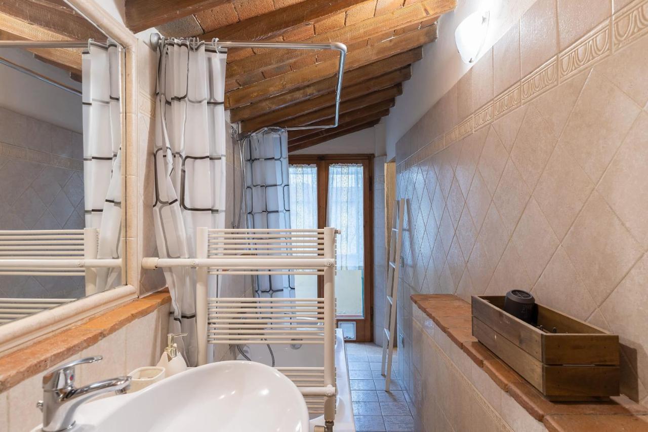 San Zanobi Nest In * Florencia